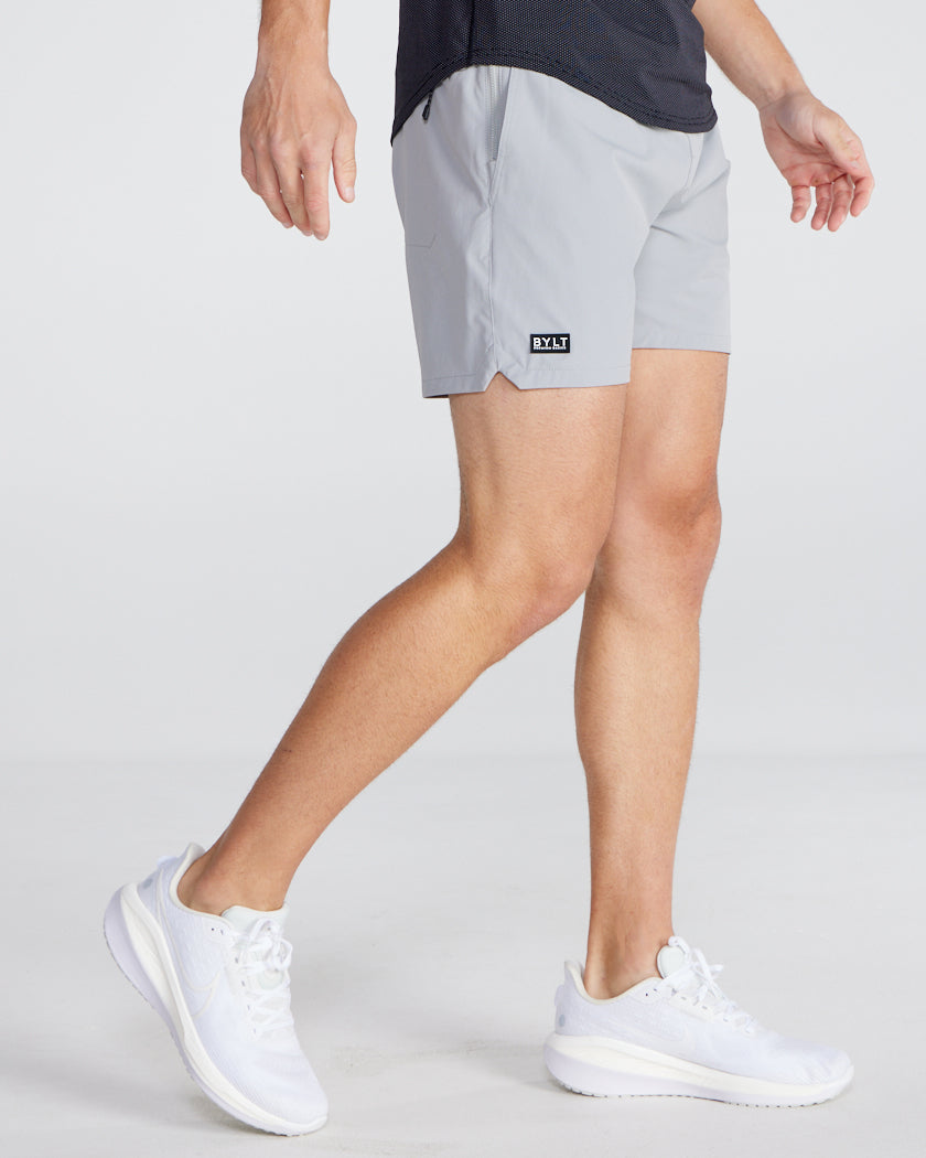 Storm [inseam - 5.5"]